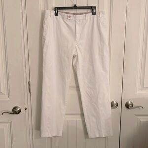 Lauren Ralph‎ Lauren Khaki Pants. Men’s size W36xL30 💯 % cotton 4 pocket pants.